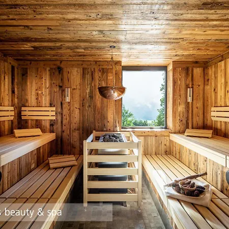 Hotel Lenkerhof Gourmet - Relais & Chateaux